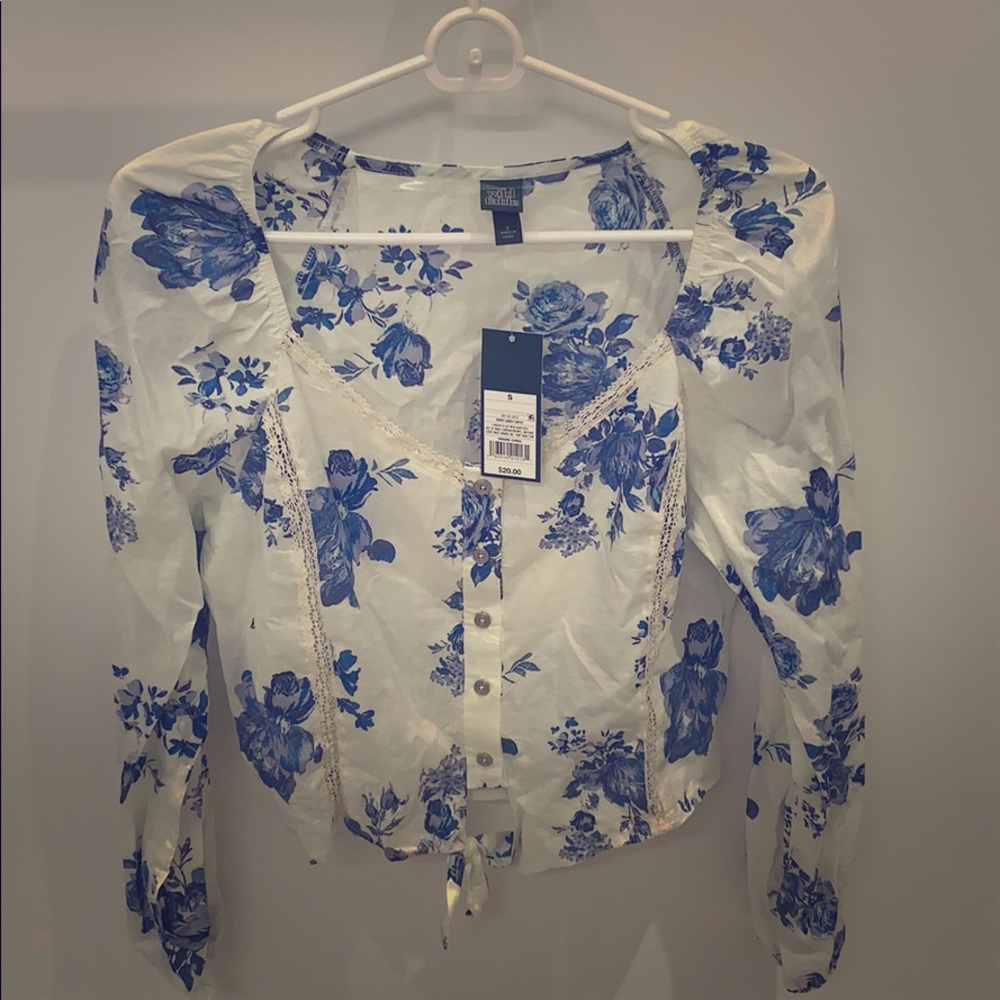 Target Wild Fable Long Sleeve Tie-Front Crop Top